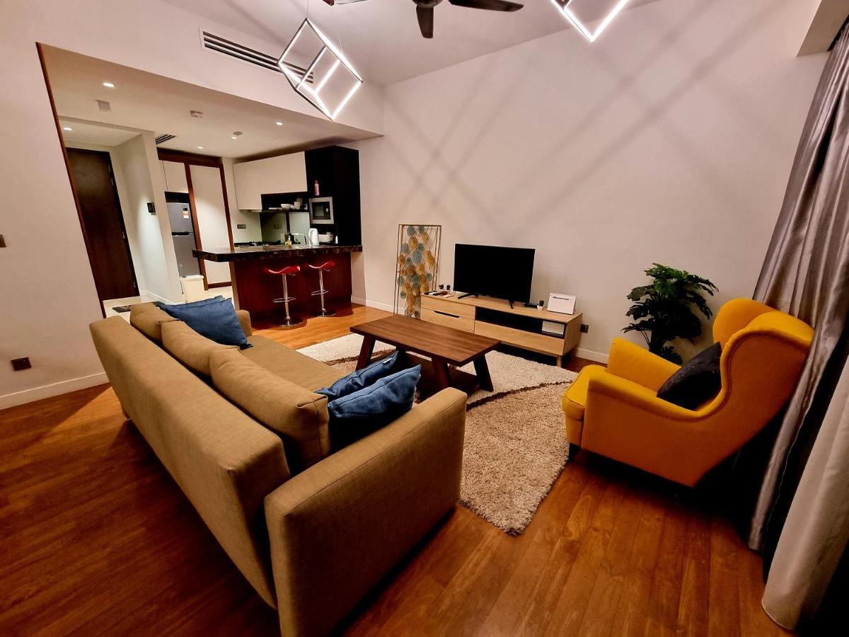 Anggun Luxury Suite Куала-Лумпур Экстерьер фото