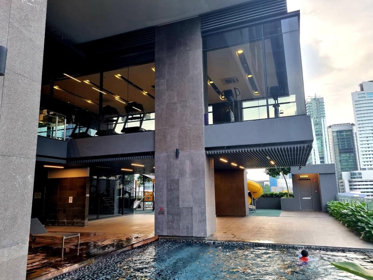 Anggun Luxury Suite Куала-Лумпур Экстерьер фото
