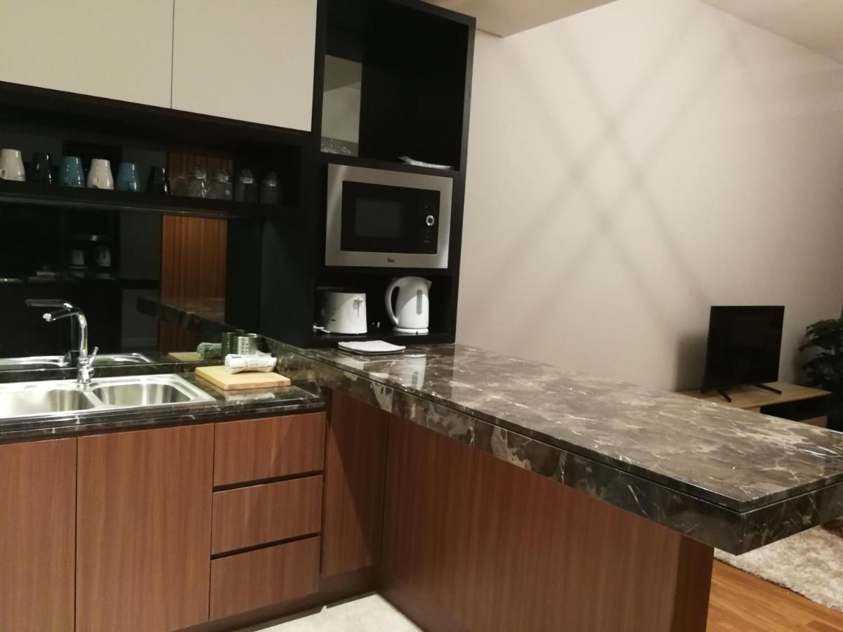 Anggun Luxury Suite Куала-Лумпур Экстерьер фото