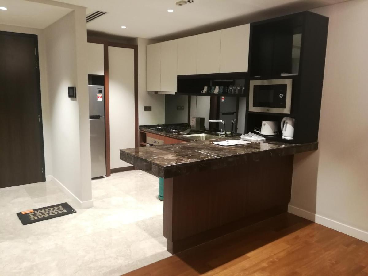 Anggun Luxury Suite Куала-Лумпур Экстерьер фото